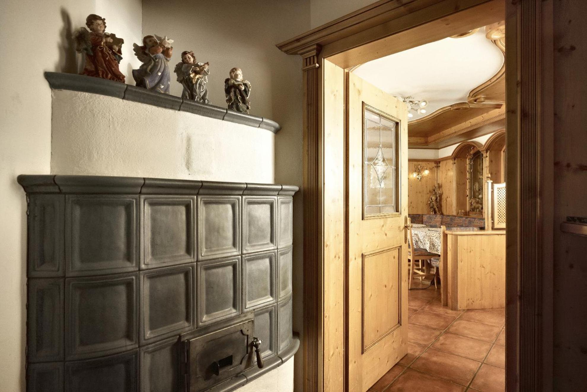 Hotel Majon Miramonti Canazei Bagian luar foto